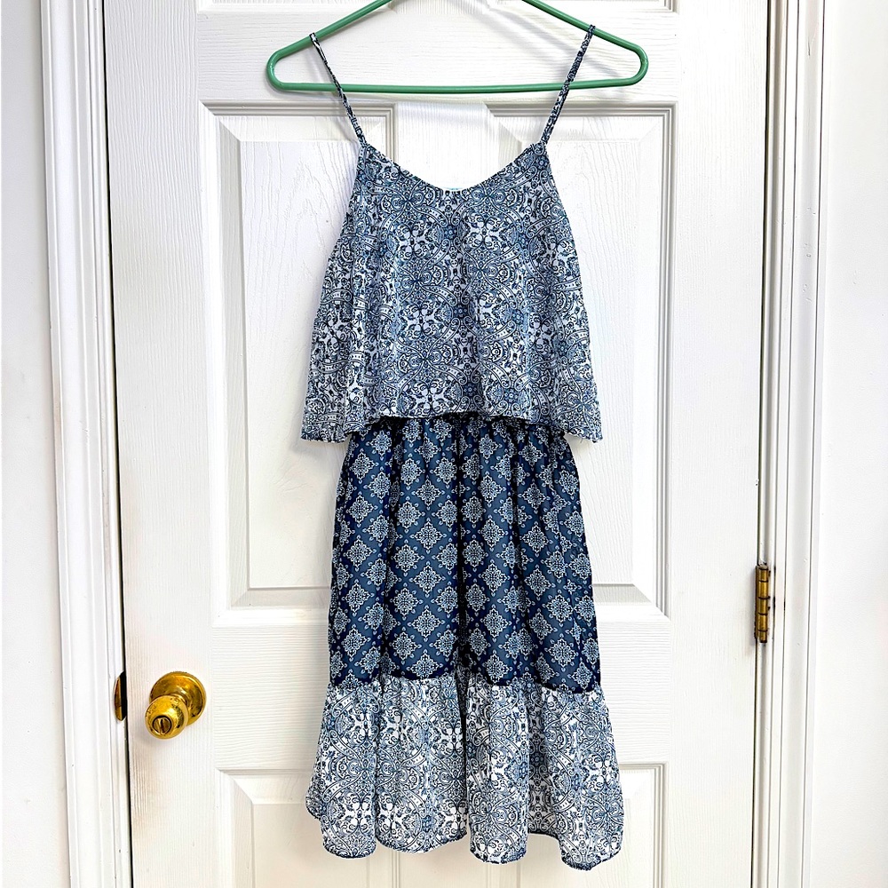 Gorgeous Blue Patterned Flowy Summer Dress